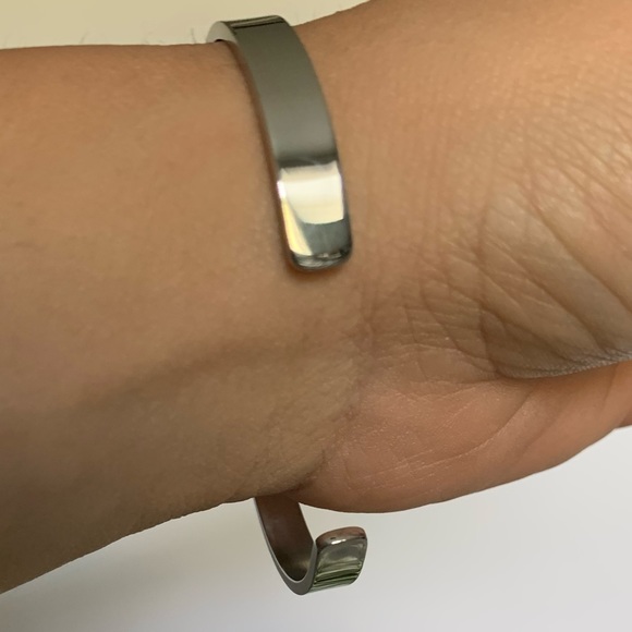 bracelet with gift bag “life is tough but so I’m I” - Picture 4 of 10